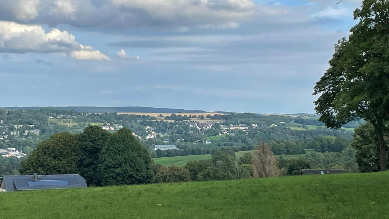 Ferienwohnung Greifenbach, Gartennutzung, Haustiere Willkommen Geyer Buitenkant foto